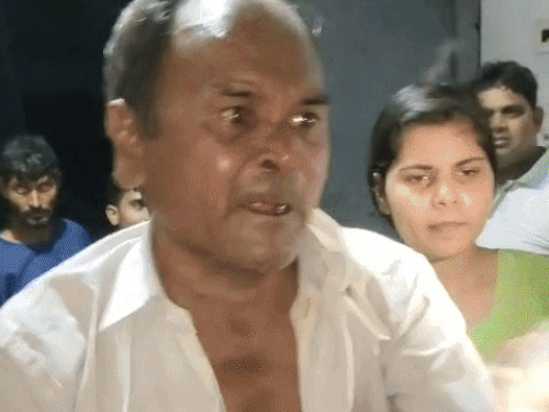 सुखबीर और पुलिसकर्मचारी के बीच चले थप्पड़। - Dainik Bhaskar