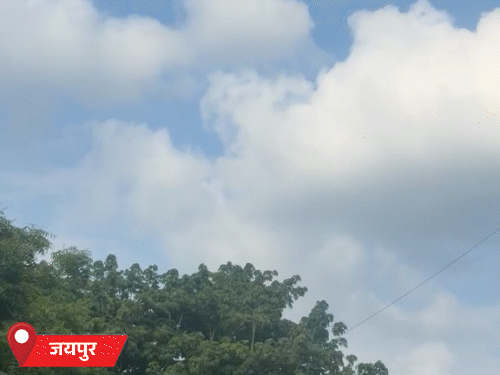 जयपुर में गुरुवार को दिन के समय तेज गर्मी रही। सुबह-शाम मौसम में हल्की ठंडक रही।