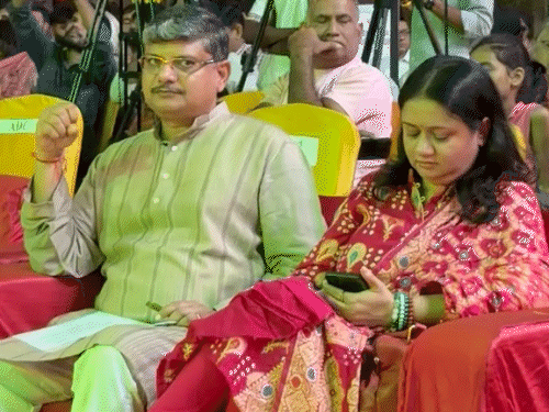 कार्यक्रम में डब्ल्यूजेडसीसी के डायरेक्टर अश्विन दलवी भी मौजूद रहे।