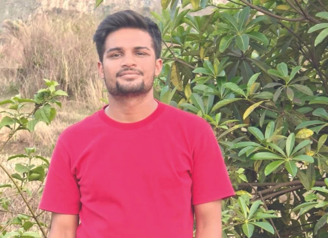 योग शिक्षक राजा कुमार