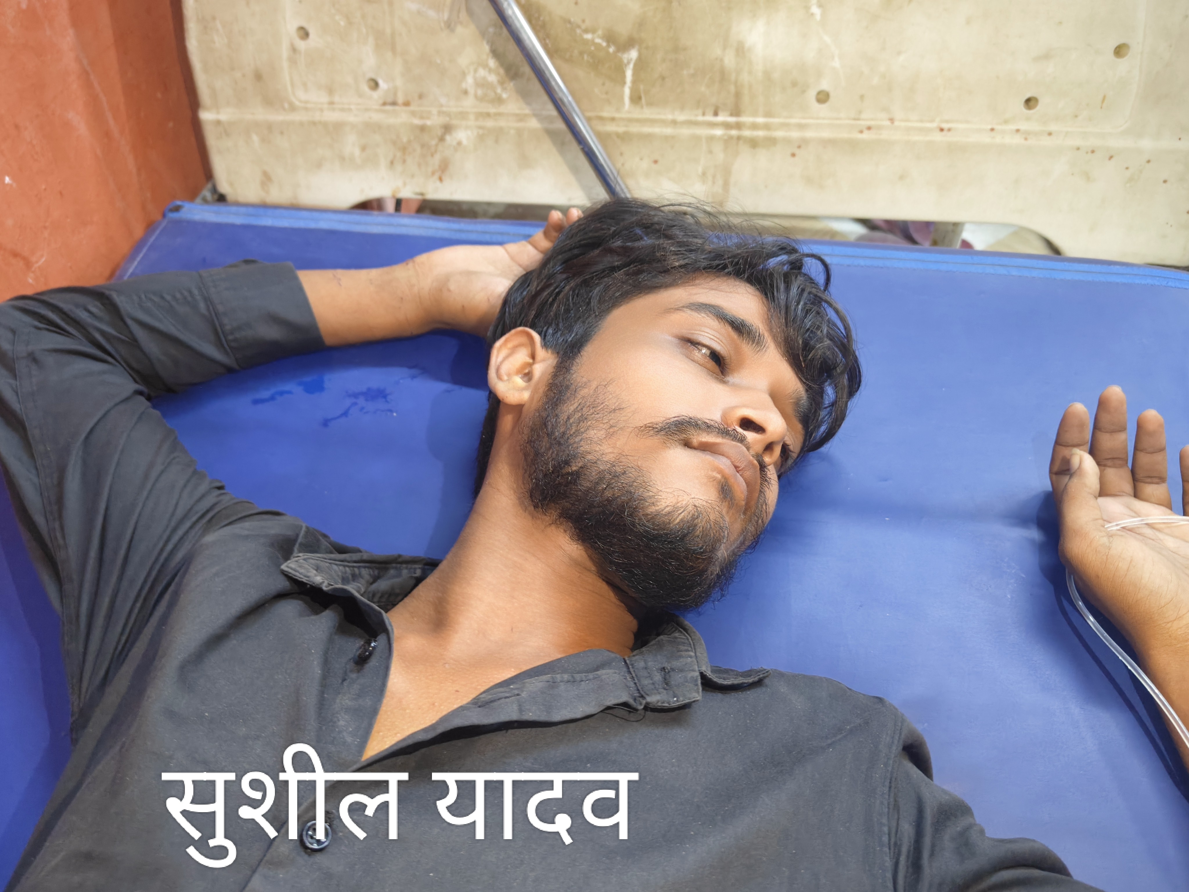 लूट के दौरान बदमाशों ने चालक करन के साथ भी मारपीट का नाटक किया था, ताकि उसकी भूमिका पर किसी को शक न हो।
