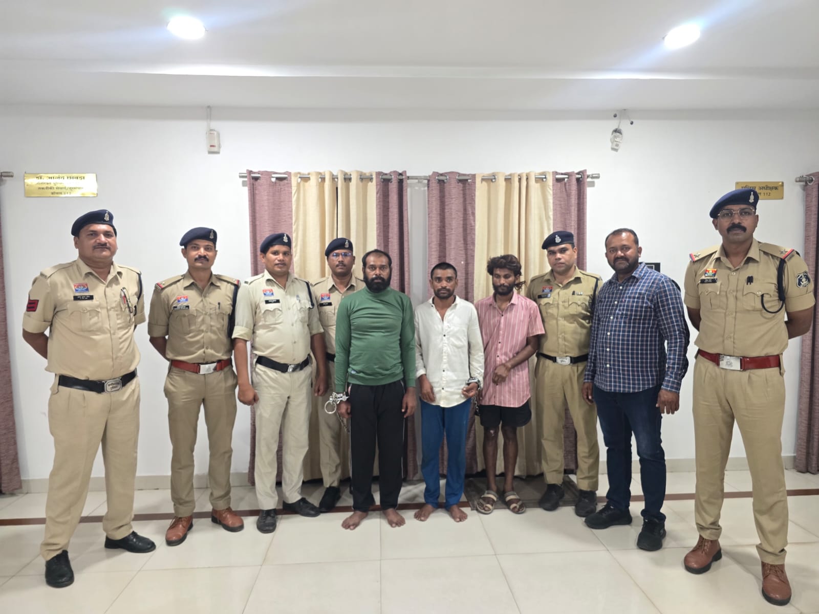 महिला की हत्या मामले में पुलिस ने 3 आरोपियों को अरेस्ट किया है।