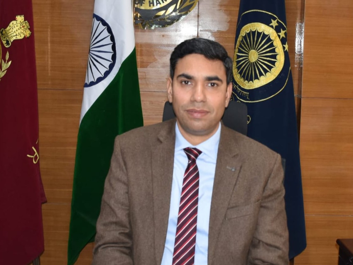 शिकायत का समाधान किए बिना रिसॉल्व्ड दिखाया, दो अन्य जूनियर इंजीनियरों को नोटिस|गुरुग्राम,gurugram - Dainik Bhaskar