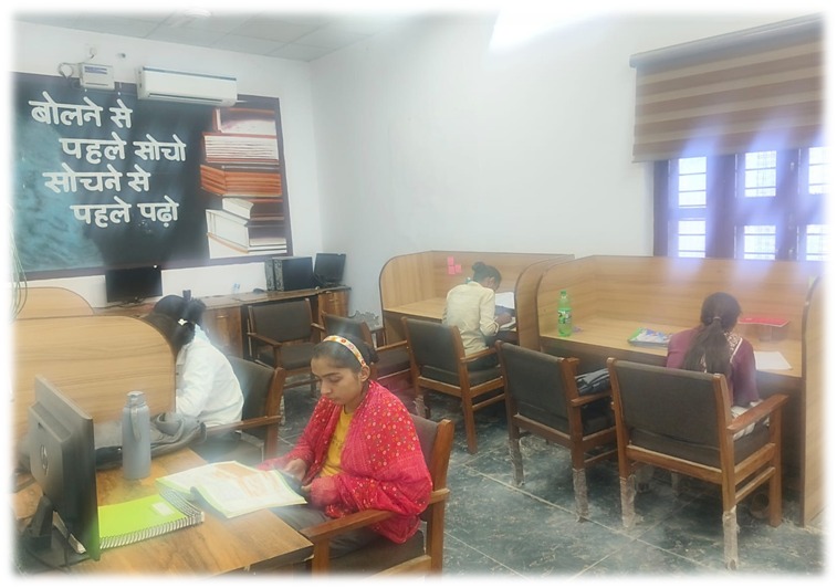 ग्रामीण युवाओं को घर के नजदीक अध्ययन सुविधाएं उपलब्ध कराने के लिए प्रदेश की ग्राम पंचायतों में अटल ई-लाइब्रेरी स्थापित की जा रही हैं।