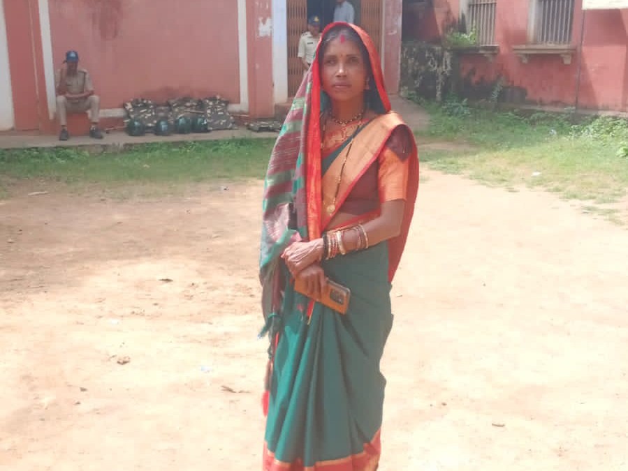 एकोड़ी निर्वाचित सरपंच सरिता कैलाश मेश्राम।