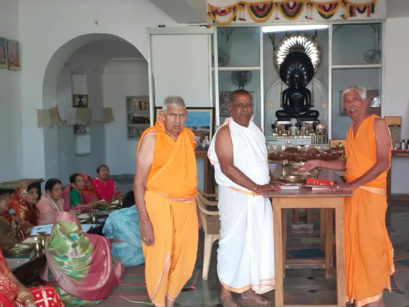 वार्षिक कलशाभिषेक में चढ़ाए 48 अर्घ्य, नसियांजी मंदिर में हुआ भव्य कलशाभिषेक|शाहपुरा (भीलवाड़ा),Shahpura (Bhilwara) - Dainik Bhaskar