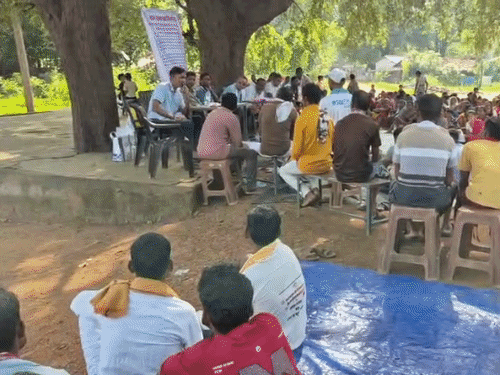 3 अक्टूबर को पुनपल्ली में ग्राम सभा आयोजित किया गया था।