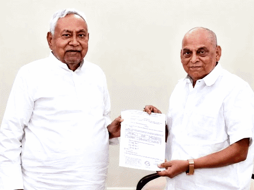 ललन सिंह को जिम्मेदारी देने वाले खुद क्यों नहीं लेते; निशांत बोले-पार्टी नीरज के साथ|पटना,Patna - Dainik Bhaskar