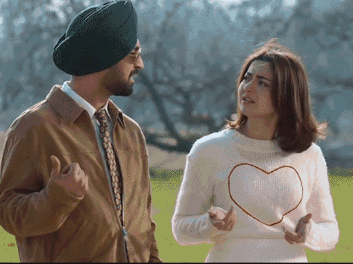 फिल्म संगठनों के कड़े विरोध के कारण केंद्रीय फिल्म प्रमाणन बोर्ड (CBFC) ने फिल्म को सर्टिफिकेट देने से इनकार कर दिया था।