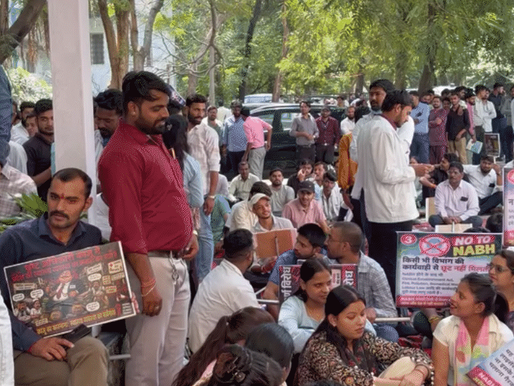 आयुष्मान योजना और अन्य मुद्दों को लेकर प्राइवेट डॉक्टर्स आंदोलन करने का मन बना रहे हैं। - Dainik Bhaskar