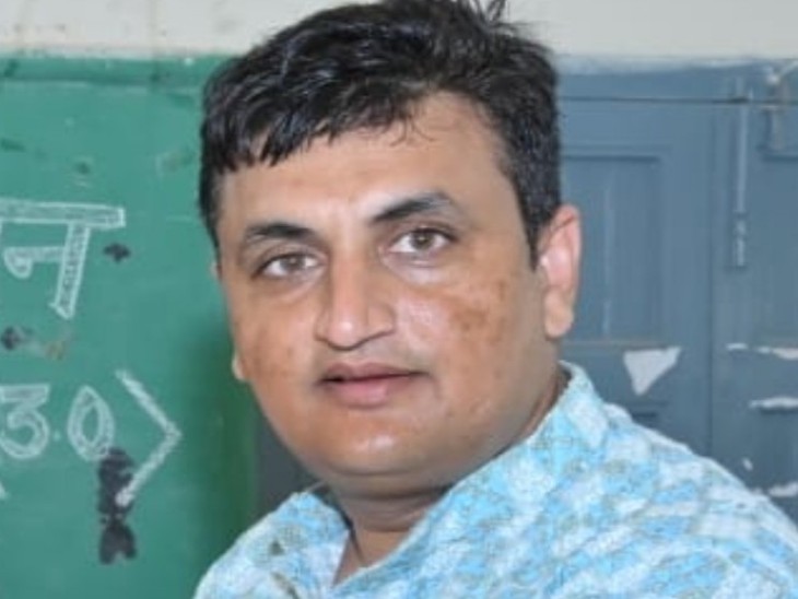 शिक्षक संघ रेसटा के प्रदेशाध्यक्ष मोहर सिंह सलावद ने बोर्ड के इस निर्णय को परीक्षार्थियों के हित में बताया है।