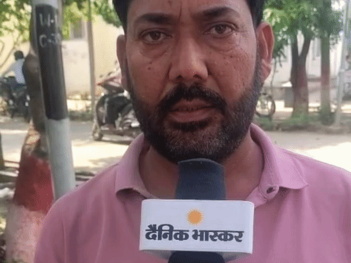 SP ऑफिस पहुंचे खानपुर ब्राह्मणा निवासी शिव कुमार।