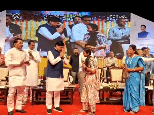 3357 कर्मचारियों को दिया गया प्रमोशन।
