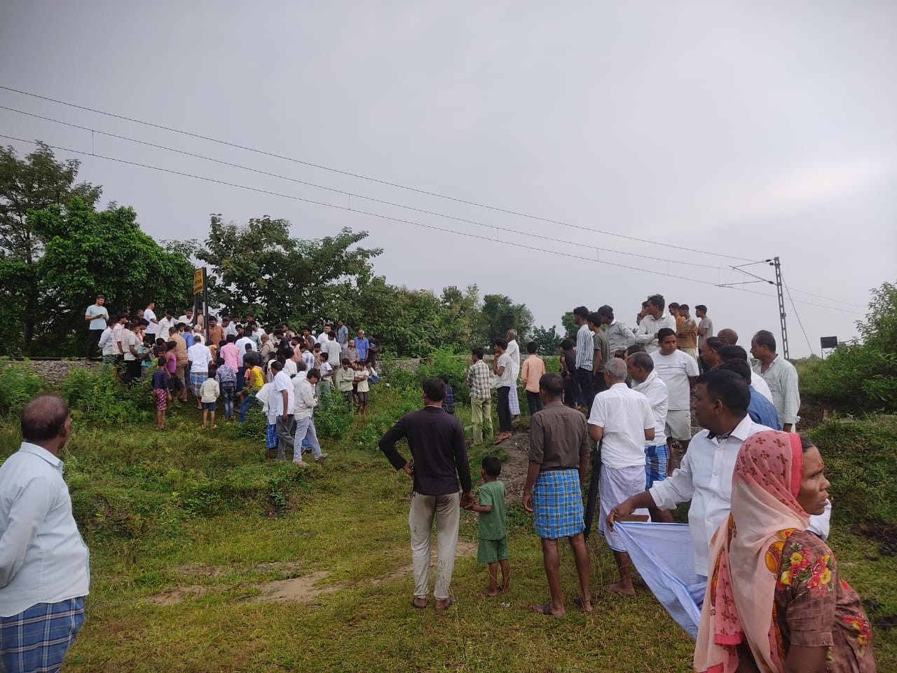 Bhavpur Village Train Accident | Ubaidullah Dies in Siddharthnagar