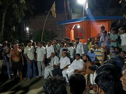 Mlas Math MLA Mahendra Ram Visits Bilat Chowk Ram Janki Math | Dangal Preparation