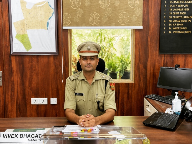 महिला पत्रकार से बदसलूकी का आरोप, जांच होने तक पद नहीं संभालेंगे; सरकार बोली- यह प्रमोशन नहीं|देश,National - Dainik Bhaskar