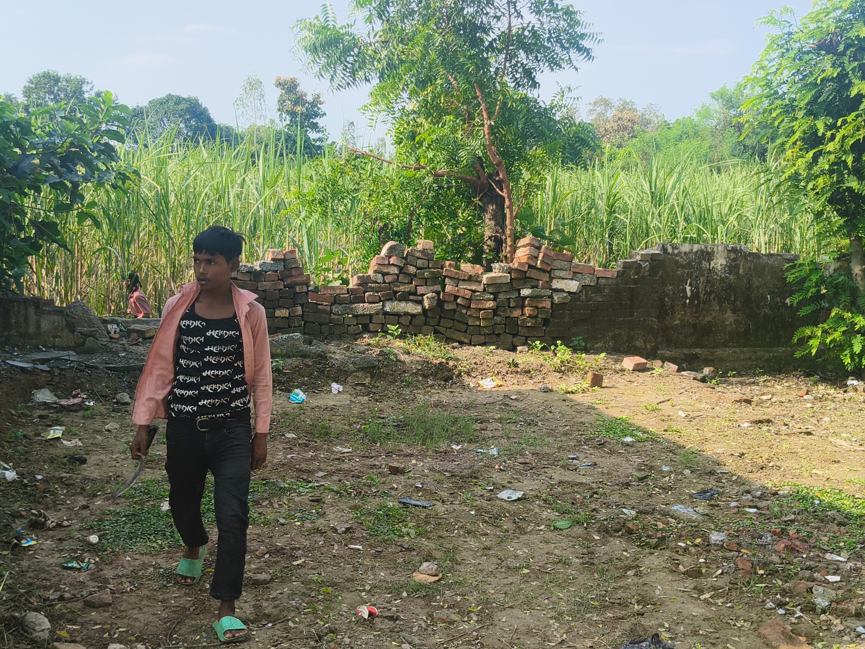Sitapur School Boundary Wall Collapse | Villagers Accuse Headmaster