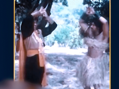 अमिताभ बच्चन और माधुरी दीक्षित ने मुख्य कलाकार के तौर पर कभी भी किसी पूरी फिल्म में साथ काम नहीं किया है। - Dainik Bhaskar