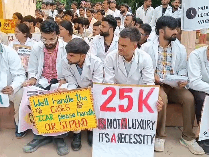 12 महीने की इंटर्नशिप के लिए ₹25,000 प्रति माह स्टाइपेंड की मांग करते युवा अभ्यर्थी।