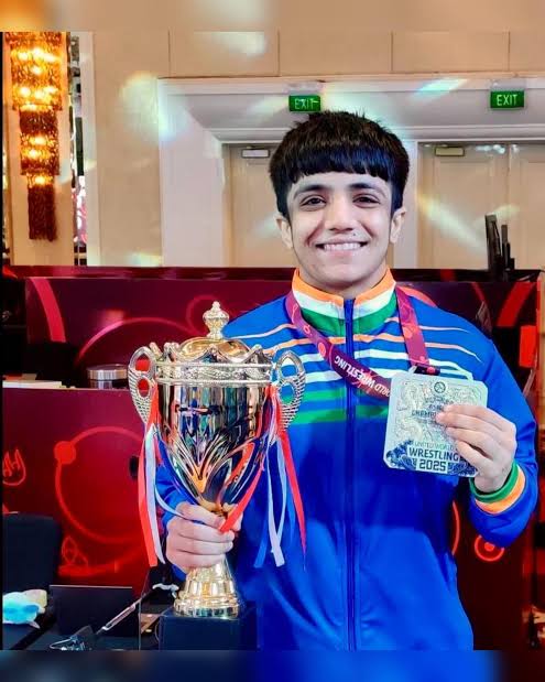 नेहा शर्मा U23 के 55kg और 57kg में रेसलिंग करती हैं।
