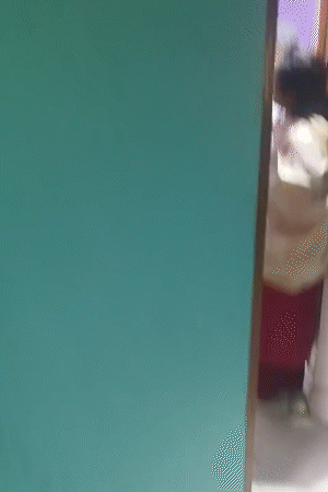 एक-एक कमरे की जांच की गई।