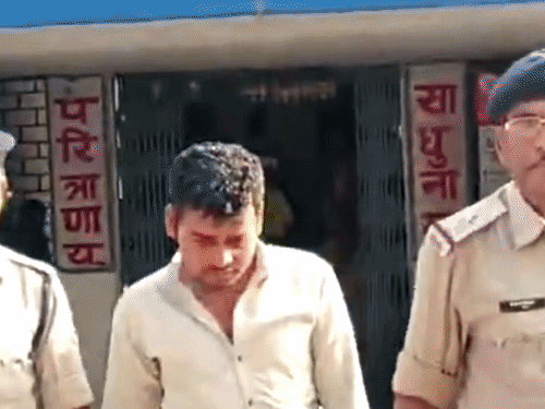 बताने पर जान से मारने की धमकी