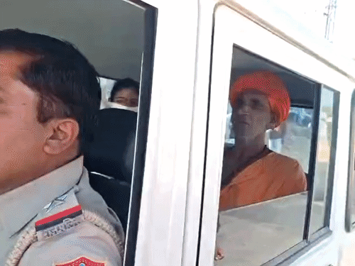 मृतक के बड़े भाई साधु हंसराज की रिपोर्ट पर पुलिस ने मामला दर्ज कर जांच शुरू की।