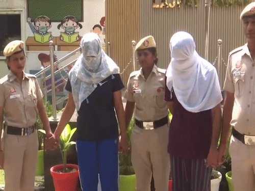 गुरुग्राम में युवराज मर्डर केस के दोनों आरोपियों आन्या वत्स और संयम सचदेवा को उत्तराखंड से गिरफ्तार किया था।