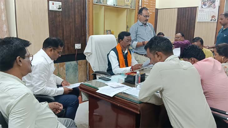 शहर विकास के कई एजेंडा को लेकर चर्चा की गई।