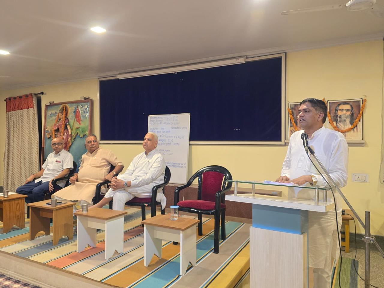 लघु उद्योग भारती, बिहार ने संकल्प व्यक्त किया कि राज्य में उद्योगों के लिए सरल, पारदर्शी और उद्यमी-अनुकूल वातावरण बनाने और बिहार को औद्योगिक रूप से सशक्त बनाने की दिशा में संगठन के प्रयास लगातार जारी रहेंगे।