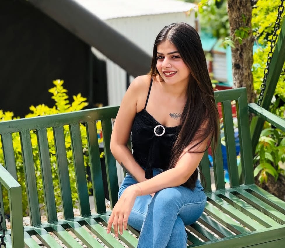 जानवी ने बताया कि पिछले साल उसकी मां ने विशाल को नया काम शुरू करने के लिए करीब ढाई लाख रुपये उधार दिए थे। उसके मुताबिक, विशाल ने यह रकम अभी तक वापस नहीं की थी।