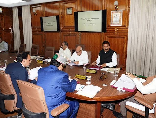 कैबिनेट बैठक की अध्यक्षता करते हुए CM सुक्खू।
