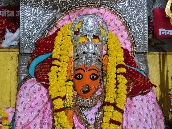 नवरात्रि में जालपा माता मंदिर में दर्शन, प्रसाद व्यवस्था पर विशेष ध्यान रहेगा।