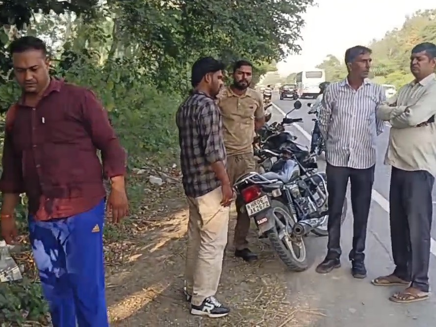 पीछे से मारी टक्कर, घर लौट रहा था; युवक को हादसा याद नहीं|पानीपत,Panipat - Dainik Bhaskar