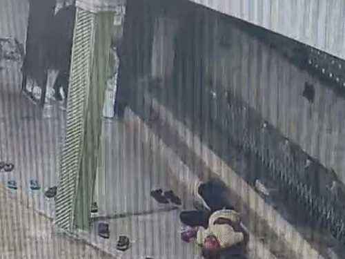 Man Dies During Ablution at Saharanpur Mosque | CCTV Footage Emerges