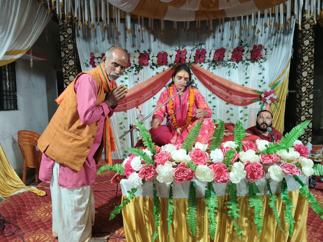 Shriram Katha in Bichhudi Gonda | Devotees Immersed in Bhakti Rasa