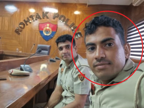 आरोपी सिपाही रिंकू वर्तमान में रोहतक में पोस्टेड है।