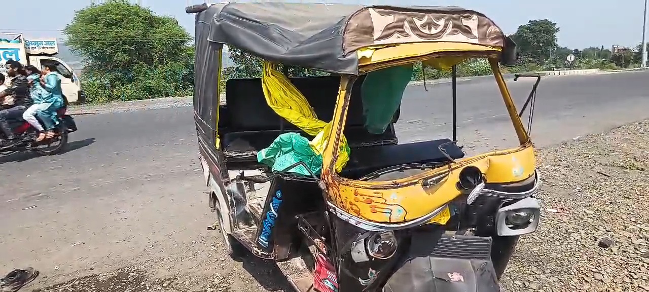 Accident on Salkanpur road: Two autos collided, 15 seriously injured ...