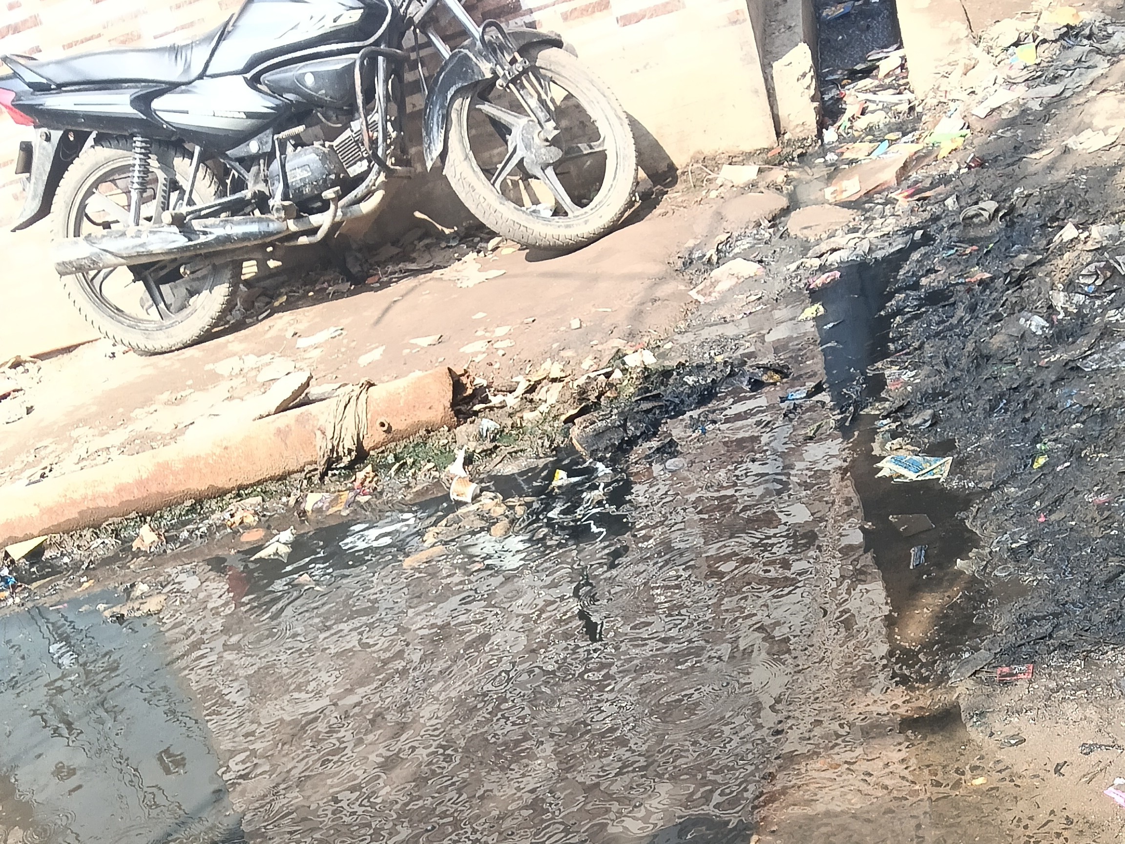 Aligarh Super Colony Waterlogging | Drainage Issues & Health Risks