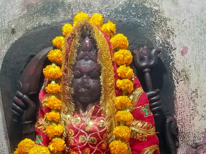 Tindwari Banda Benda Ghat Kali Mandir | Devotees Reach Ancient Temple