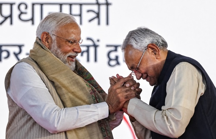 जनवरी 2024 में महागठबंधन छोड़कर NDA में वापस आने के बाद PM मोदी ने 2 मार्च 2024 को पहली बार नीतीश कुमार के साथ बेगूसराय में मंच साझा किया था। NDA को जिताने की अपील की थी।