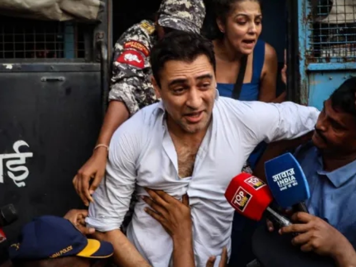इमरान खान के पास अमेरिकी नागरिकता है और वह ओवरसीज सिटीजन ऑफ इंडिया कार्ड के जरिए भारत में रहते हैं। - Dainik Bhaskar