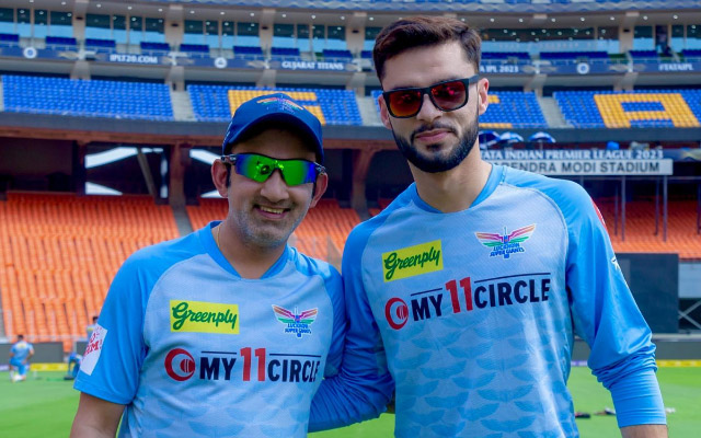 IPL 2023 में गौतम गंभीर लखनऊ सुपर जायंट्स के मेंटर थे। तब नवीन टीम का हिस्सा थे