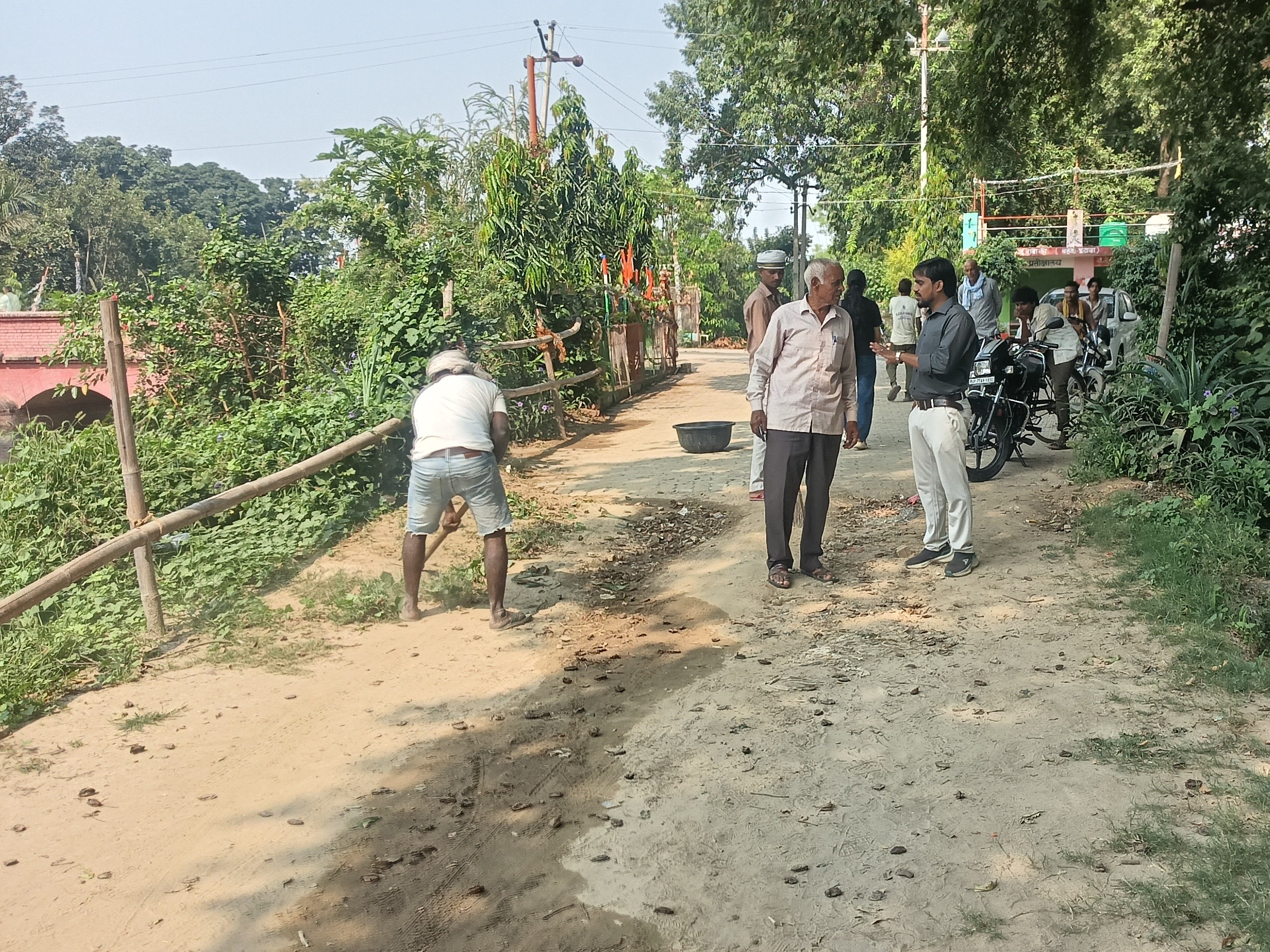 Navratri Murti Visarjan Mahewa | SDM Directs Pit Digging In Bahera