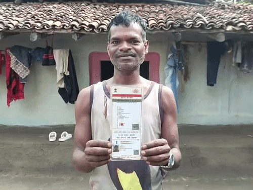 ‘राष्ट्रपति’ नाम के शख्स एमसीबी जिले के घुटरा गांव में रहते हैं।