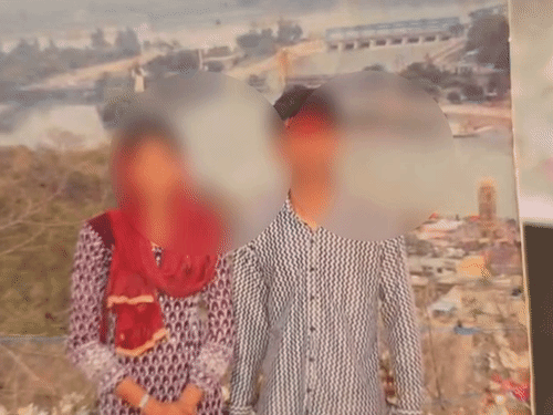 परिवार के मुताबिक, नाबालिग आरोपी की उम्र करीब 17 साल है। एक महीने से वह घर छोड़कर गोहाना के रहने वाले युवक अमन के साथ रहने लगा था।