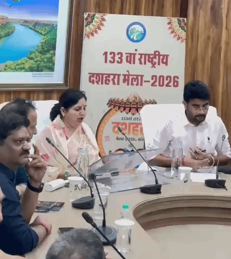 महापौर अनुसुईया गोस्वामी और नगर निगम आयुक्त ओपी मेहरा ने मेले की आधिकारिक रूपरेखा, सांस्कृतिक संध्याओं और सुरक्षा इंतज़ामों की जानकारी दी।