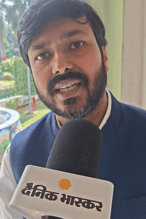 डॉ. शांतनु प्रकाश, CCM विभाग, KGMU