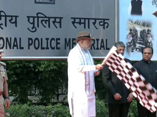 ‘नशे के खिलाफ लड़ाई’ थीम वाली इस रैली में जम्मू-कश्मीर, लद्दाख, हिमाचल प्रदेश, उत्तराखंड, उत्तर प्रदेश, पंजाब, हरियाणा, चंडीगढ़ और दिल्ली के राइडर्स शामिल हैं।