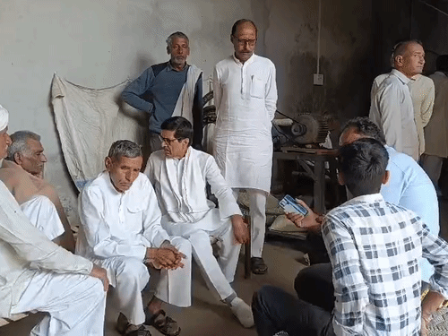 घर के इकलौते बेटे की मौत से माता-पिता सदमें में हैं।